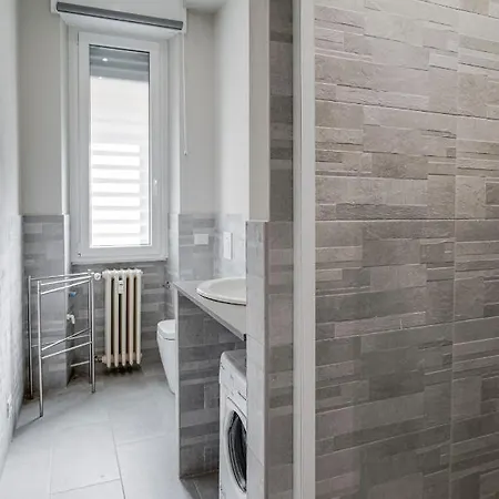 شقة Modern And Spacious Flat ميلان